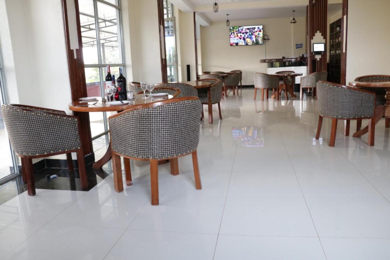 Paraiso Gardens Hotel Wote Ngoại thất bức ảnh
